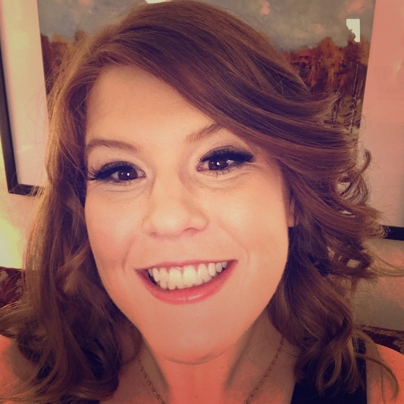 Meet your Posher, Ashton - Picture 1 of 1